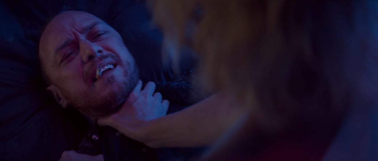 Atomic Blonde (2017) - Blue Monday Screen Capture #4