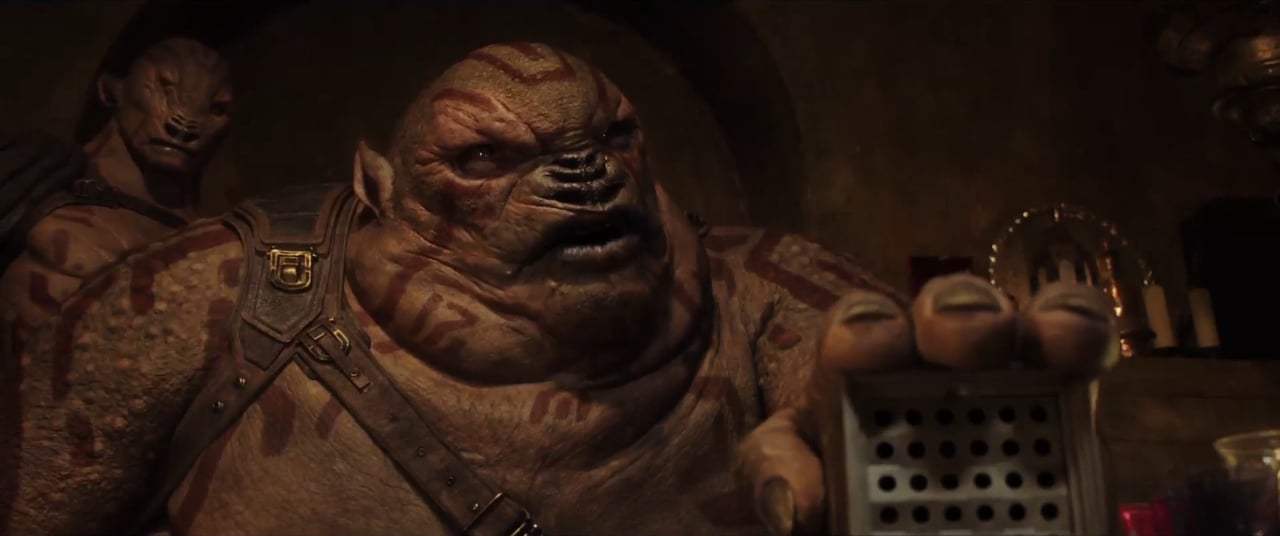 Valerian and the City of a Thousand Planets (2017) - This is Priceless Screen Capture #3