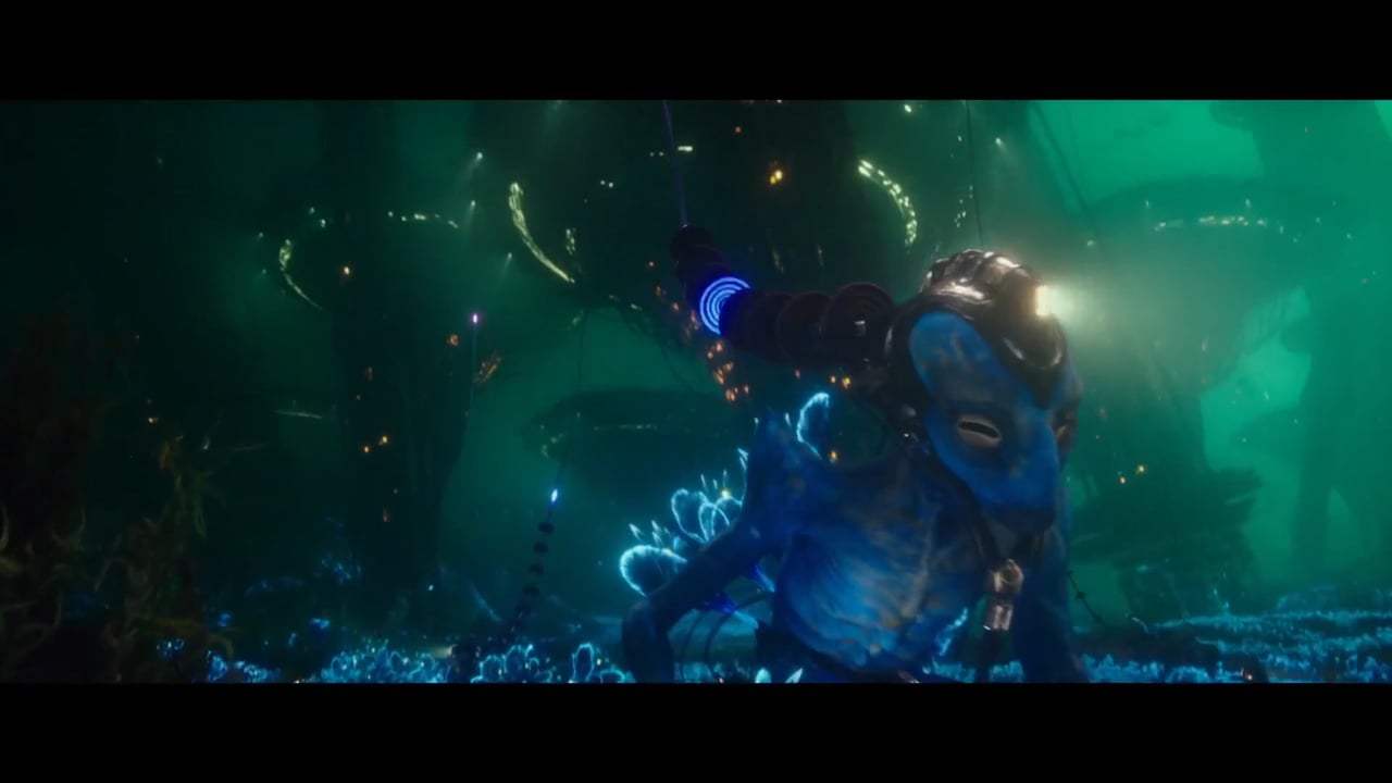 Valerian and the City of a Thousand Planets Featurette - Rihanna (2017) Screen Capture #3