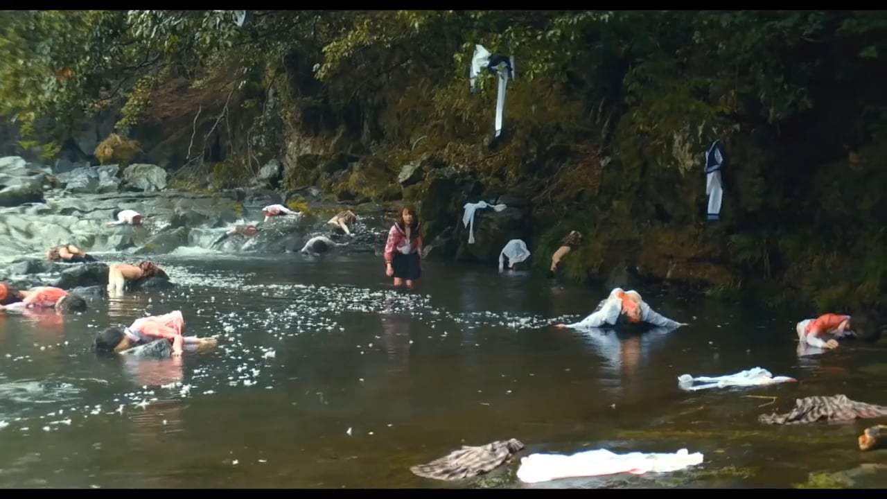 Tag Trailer (2015) Screen Capture #3