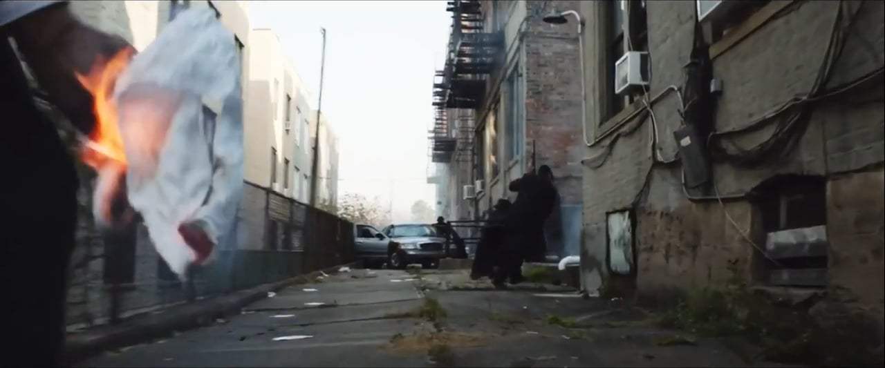 Bushwick Feature Trailer (2017) Screen Capture #4