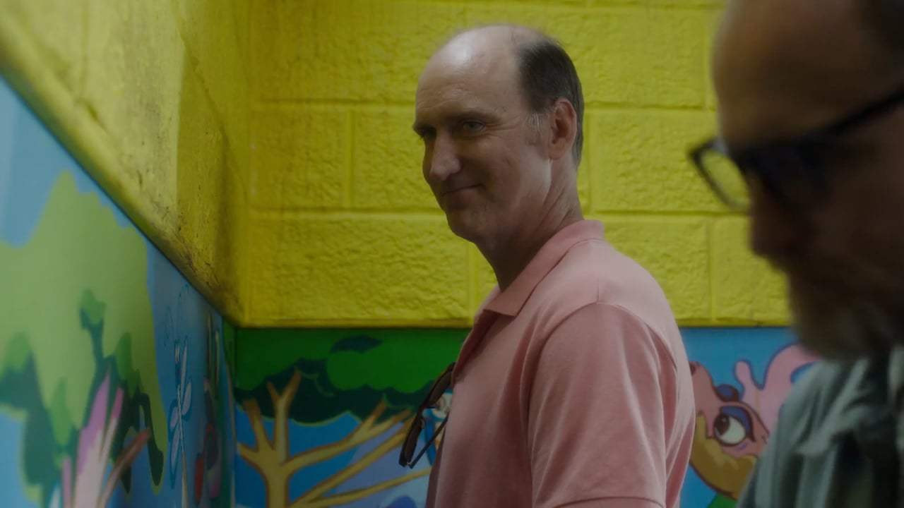 Wilson Featurette - How to Be Socially Awkward (2017) Screen Capture #4