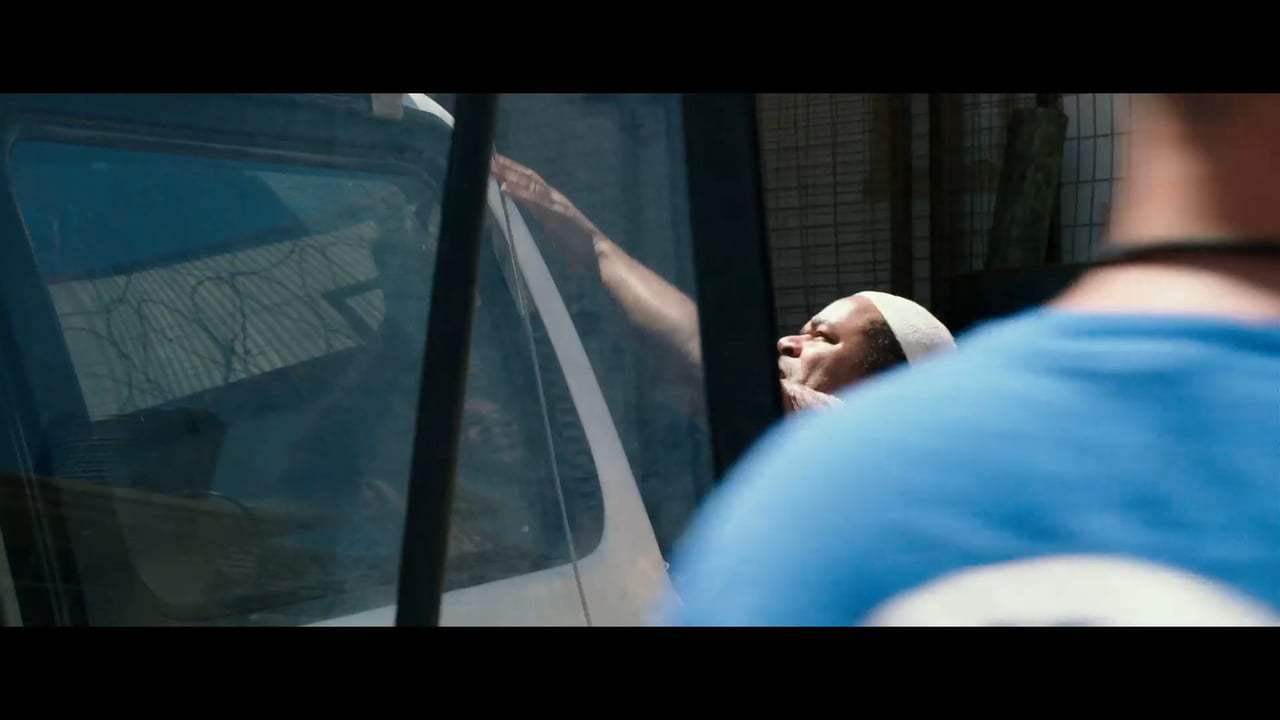 The Last Face (2017) - Packing and Moving On Screen Capture #4