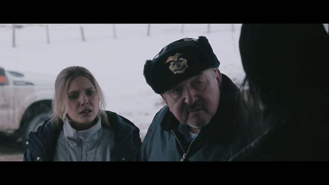 Wind River (2017) - Mace Screen Capture #2