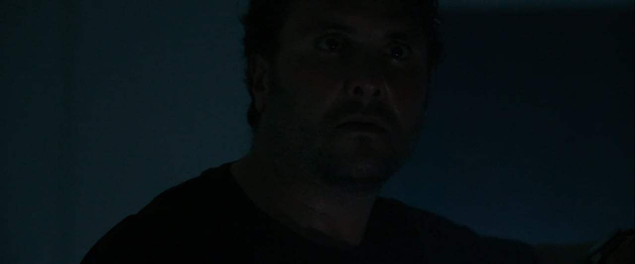 The Vault (2017) - What's He Looking At? Screen Capture #3