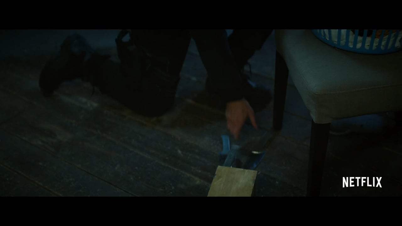 What Happened to Monday? (2017) - Apartment Encounter Screen Capture #3