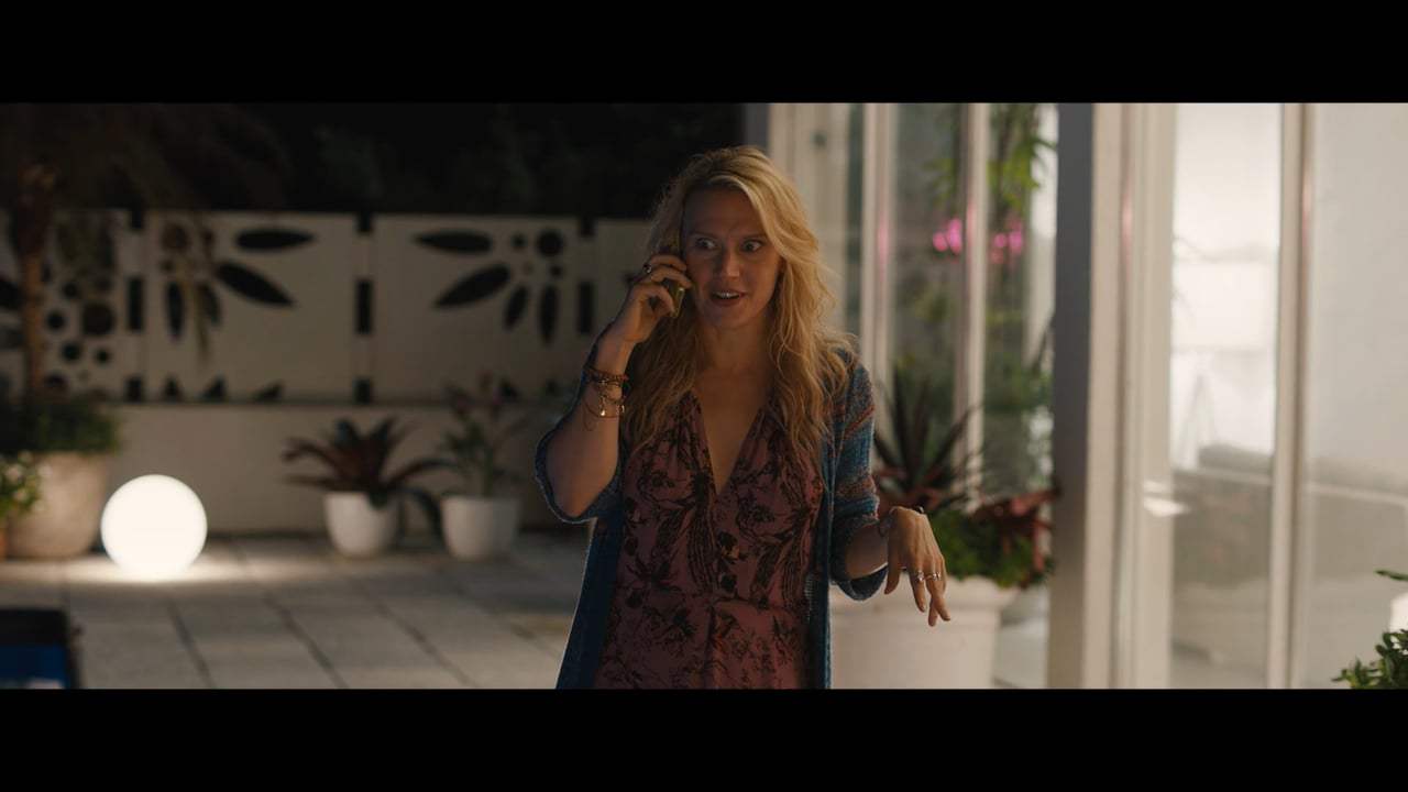 Rough Night Gag Reel - Ordering a Pizza (2017) Screen Capture #2