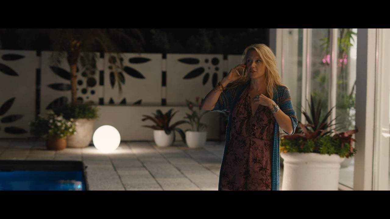 Rough Night Gag Reel - Ordering a Pizza (2017) Screen Capture #4