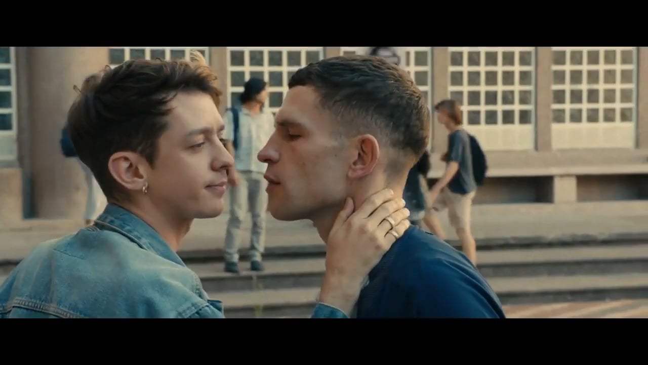 120 Beats Per Minute Trailer (2017) Screen Capture #3