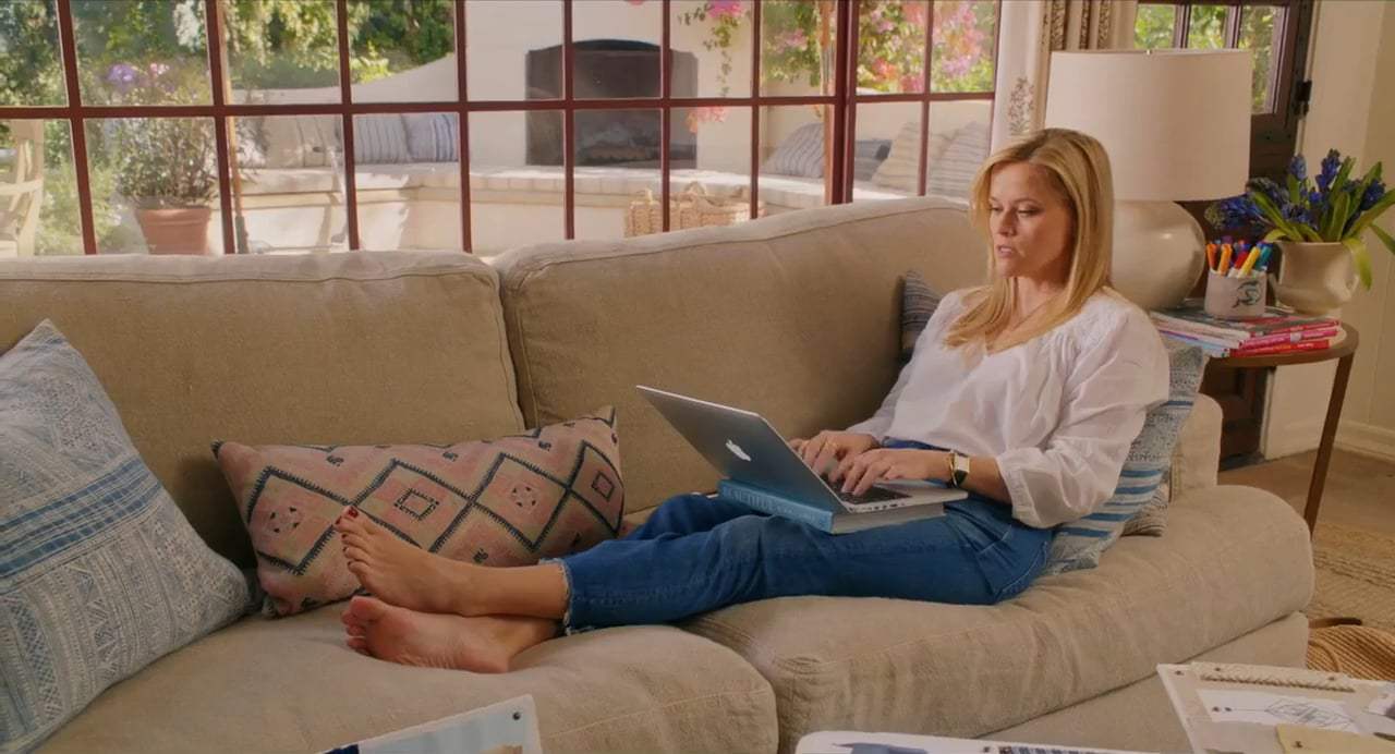 Home Again TV Spot - Newly Single (2017) Screen Capture #1
