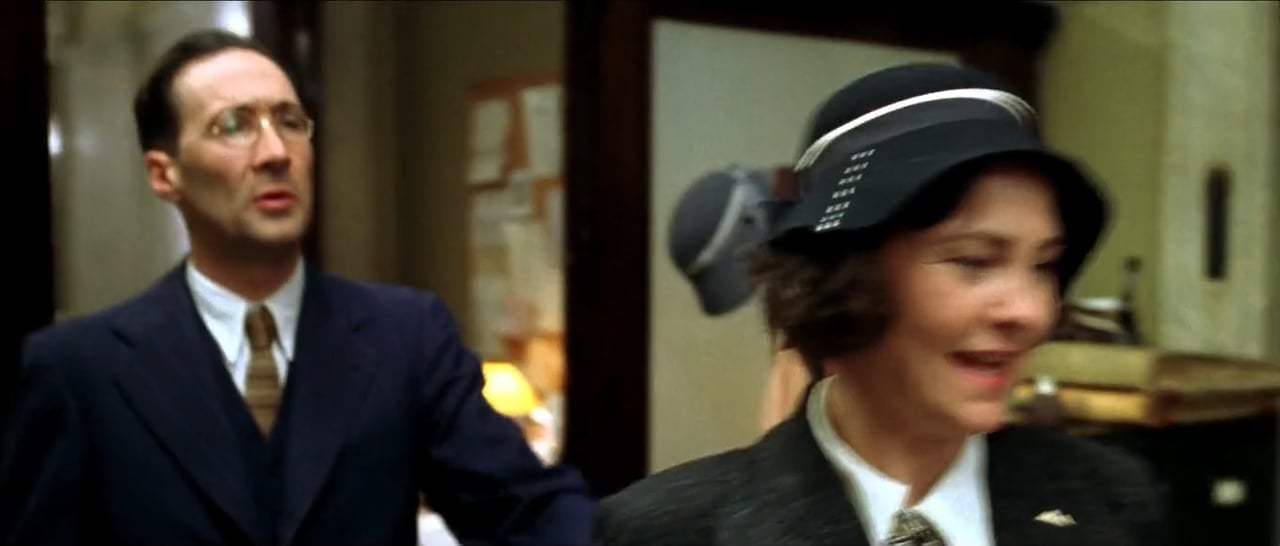 Cradle Will Rock (2000) - Return to Work Screen Capture #4