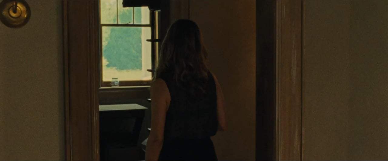 Mother! (2017) - Greeting Screen Capture #1