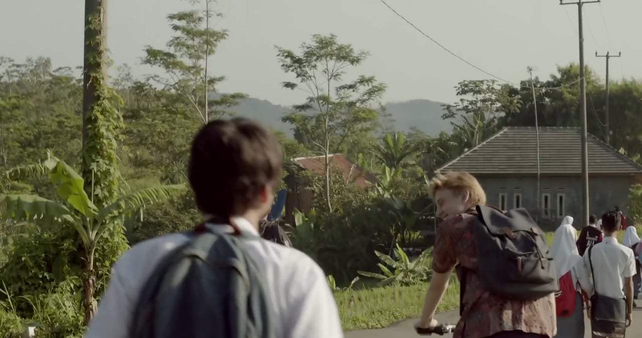 Pria Trailer (2017) Screen Capture #2