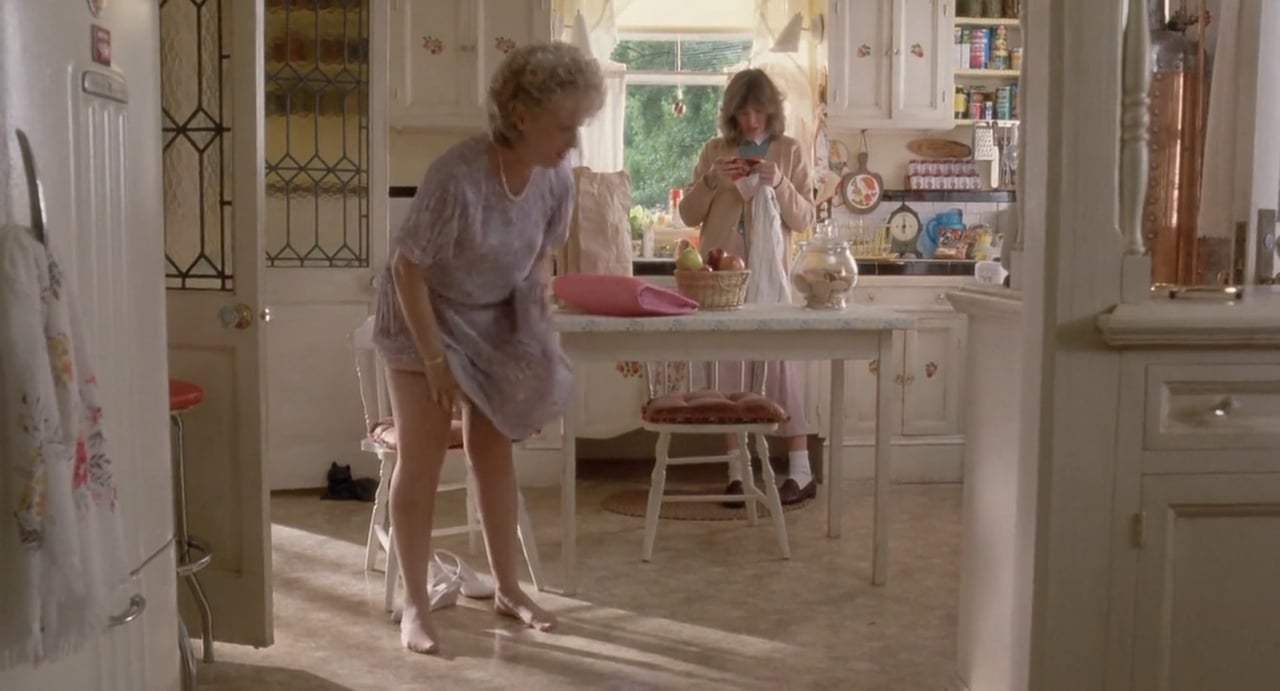 Crimes of the Heart (1987) - Meg Screen Capture #3