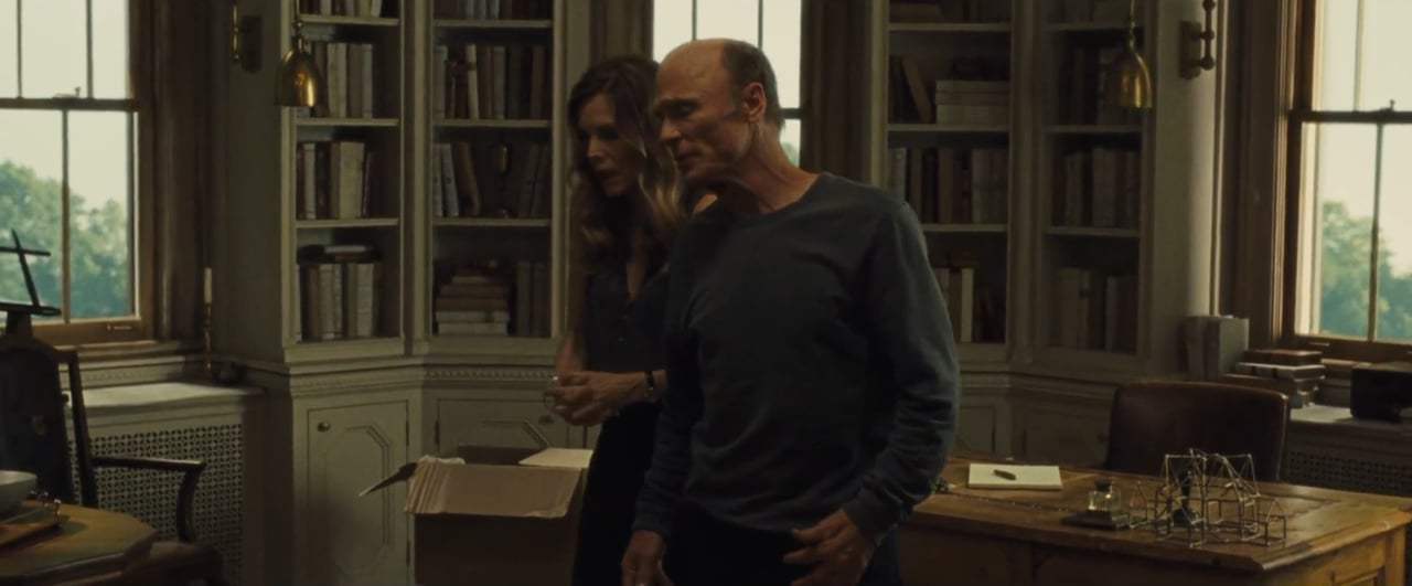 Mother! (2017) - Get Out Screen Capture #2