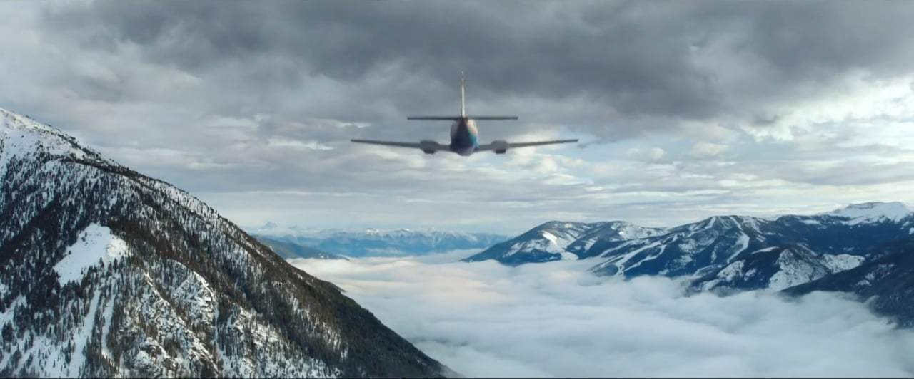 The Mountain Between Us TV Spot - A Stranger (2017) Screen Capture #1