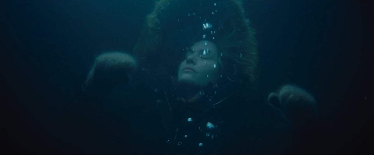 The Mountain Between Us TV Spot - A Stranger (2017) Screen Capture #3