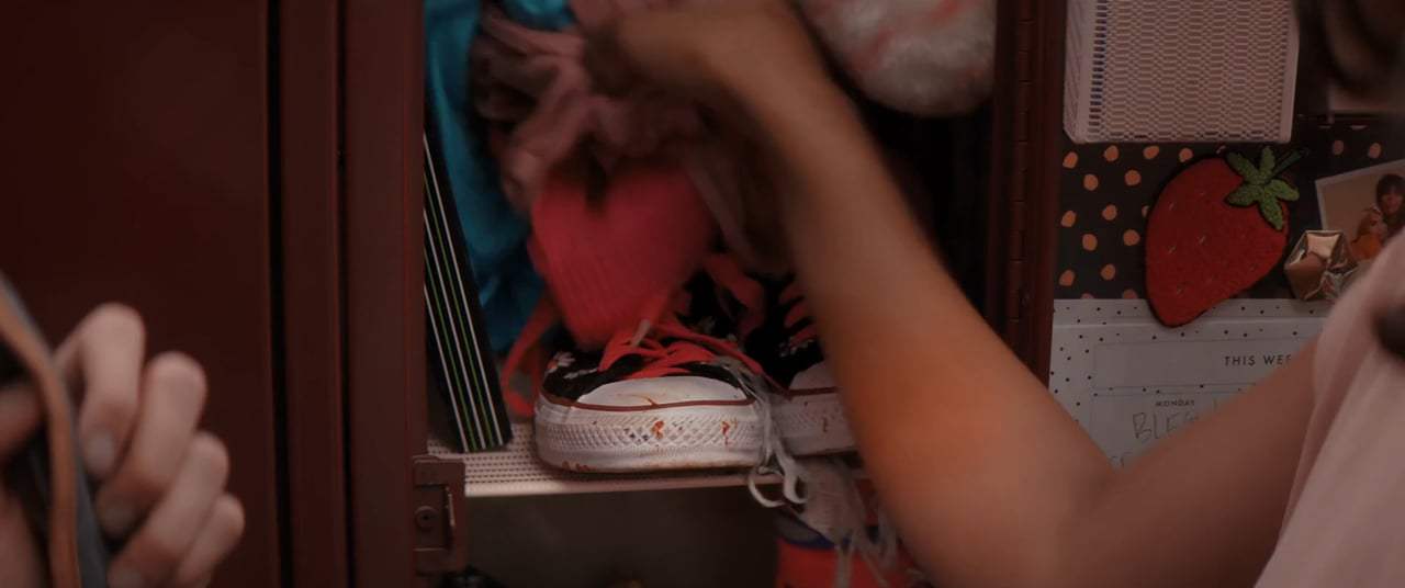 Tragedy Girls Theatrical Trailer (2017) Screen Capture #4