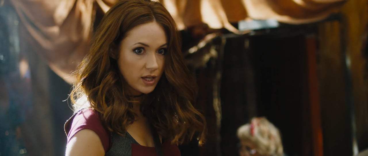 Jumanji: Welcome to the Jungle Feature Trailer (2017) Screen Capture #4
