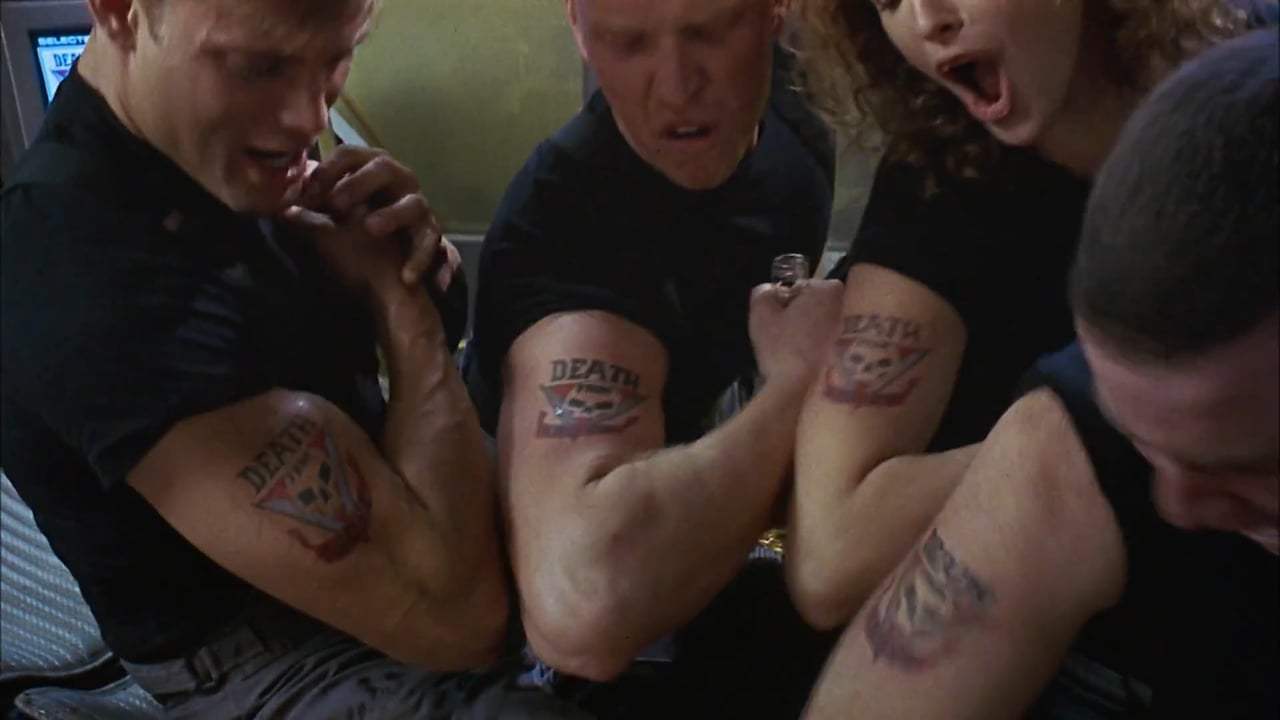 Starship Troopers Theatrical Trailer (1997) Screen Capture #2
