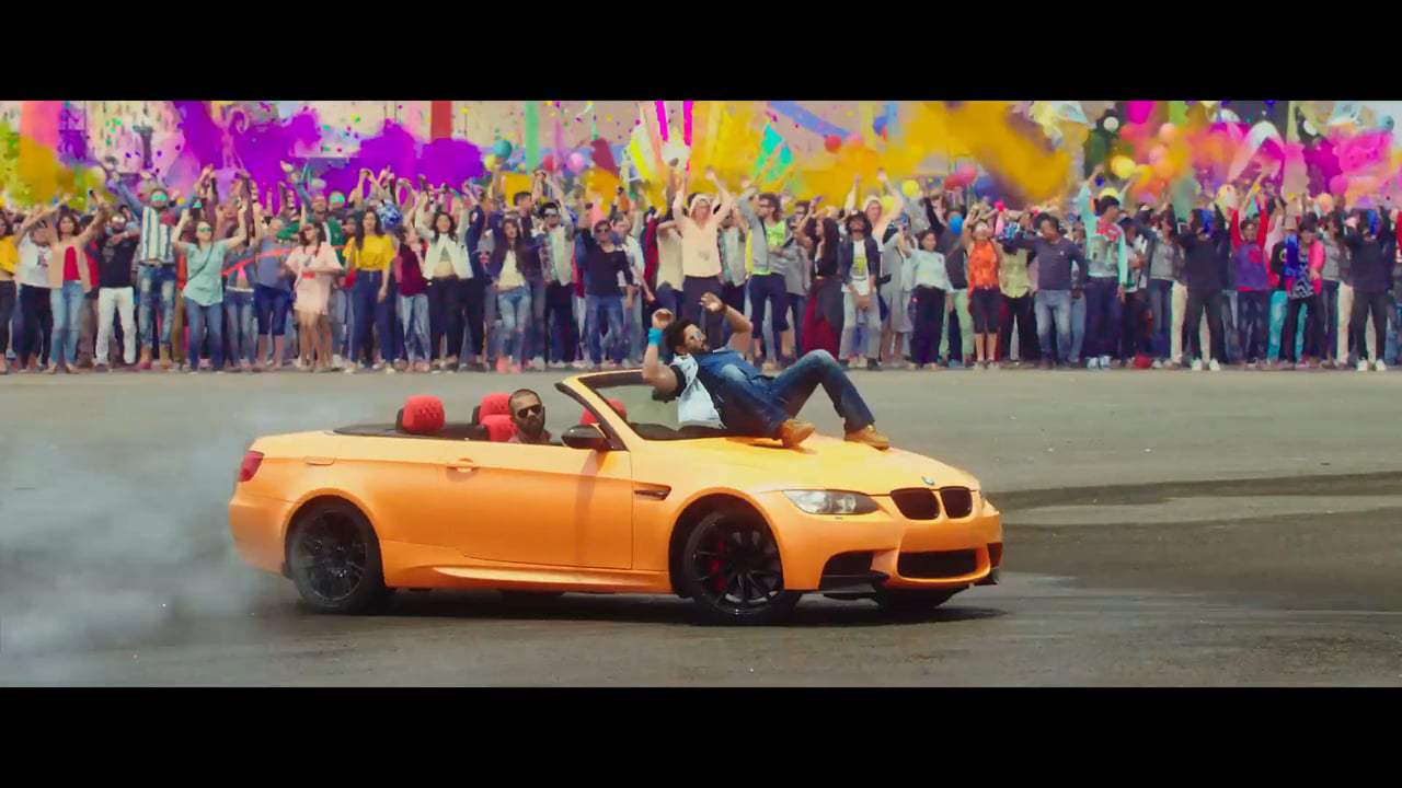 Golmaal Again Trailer (2017) Screen Capture #2