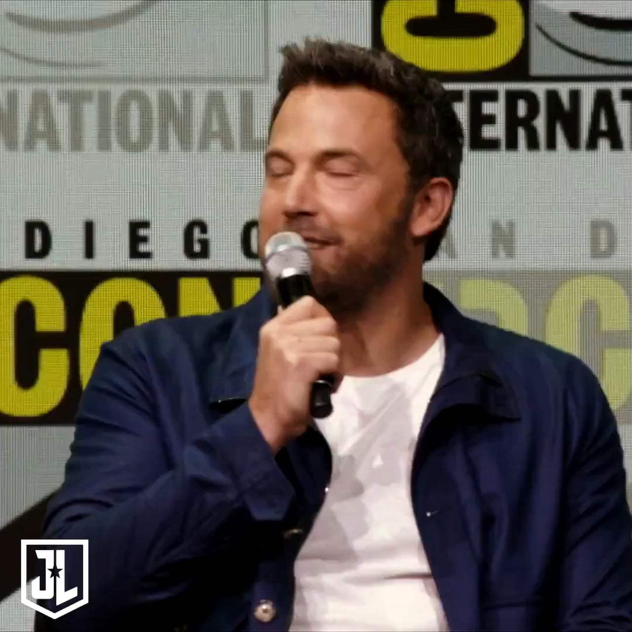 Justice League Featurette - Favorite Moment (2017) Screen Capture #3