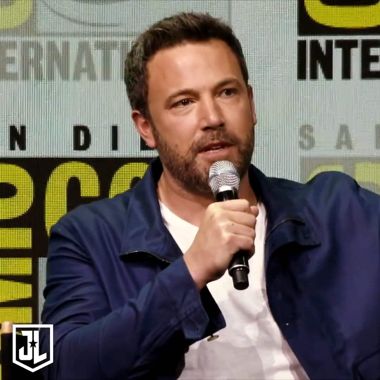 Justice League Featurette - Casting Batman (2017) Screen Capture #2