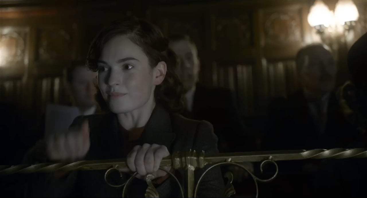 Darkest Hour Theatrical Trailer (2017) Screen Capture #4