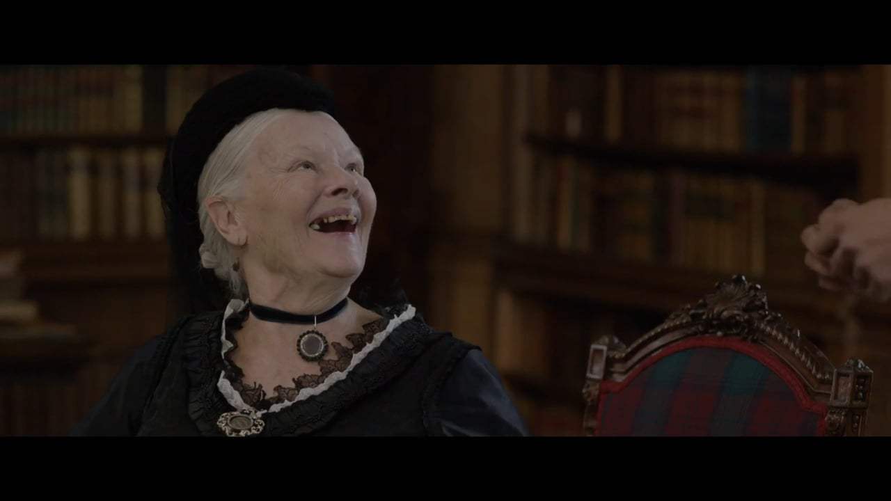 Victoria and Abdul Featurette - Story (2017) Screen Capture #4