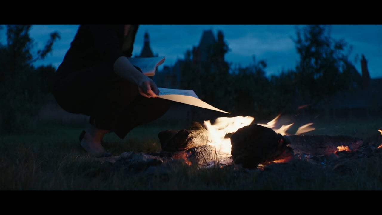 Crooked House Trailer (2017) Screen Capture #3