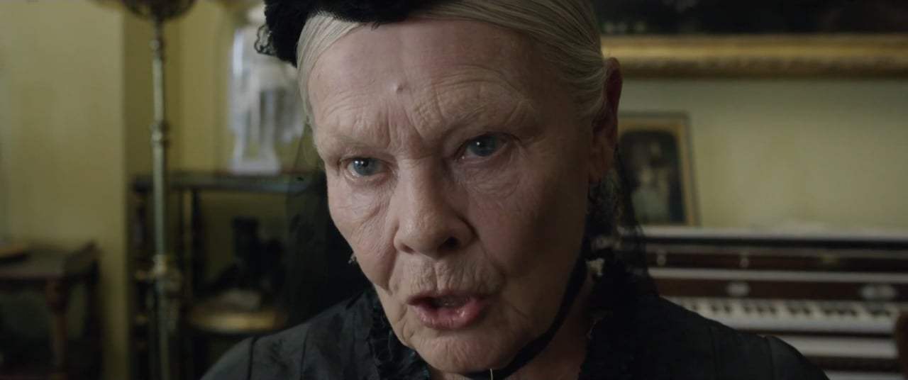 Victoria and Abdul (2017) - Anything But Insane Screen Capture #3