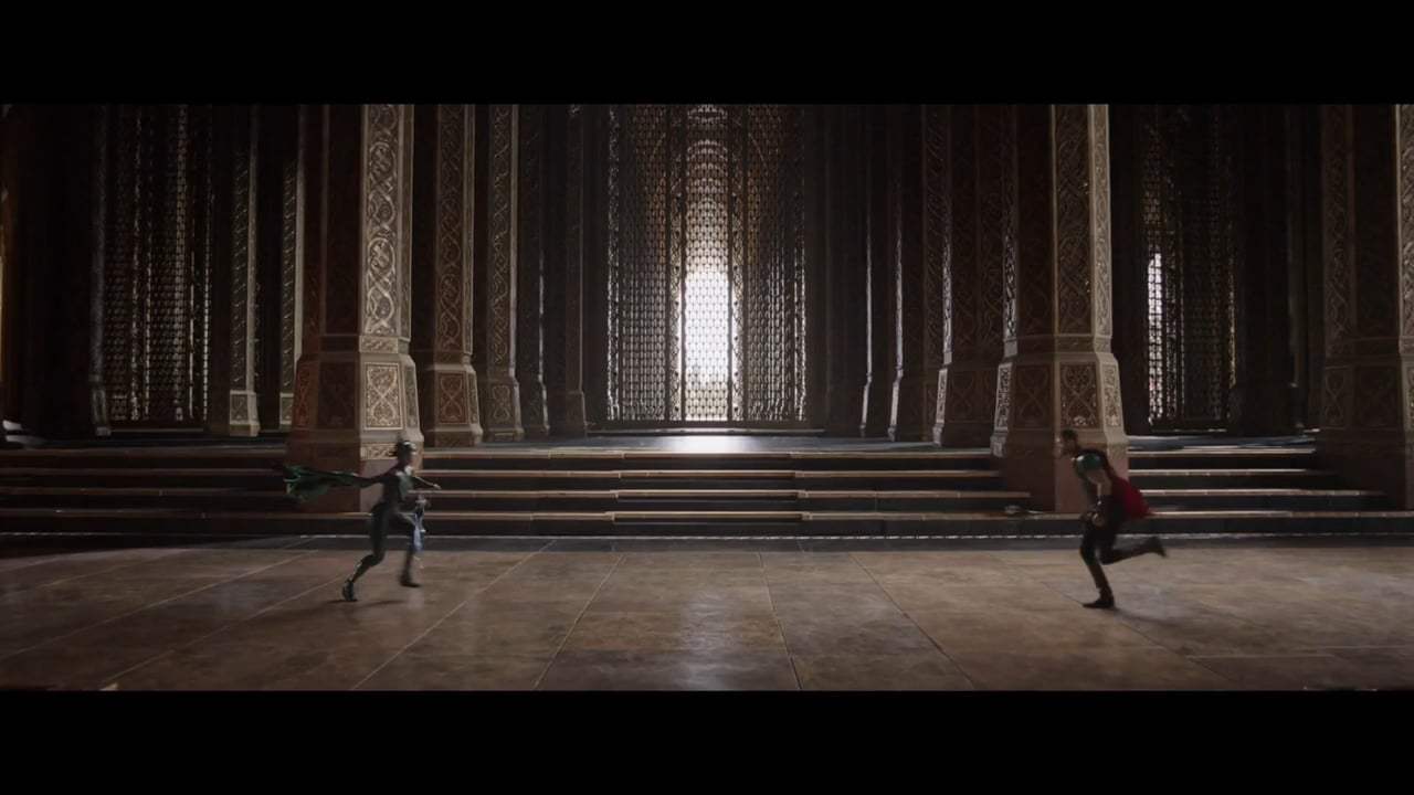 Thor: Ragnarok Featurette - Hela Good (2017) Screen Capture #4