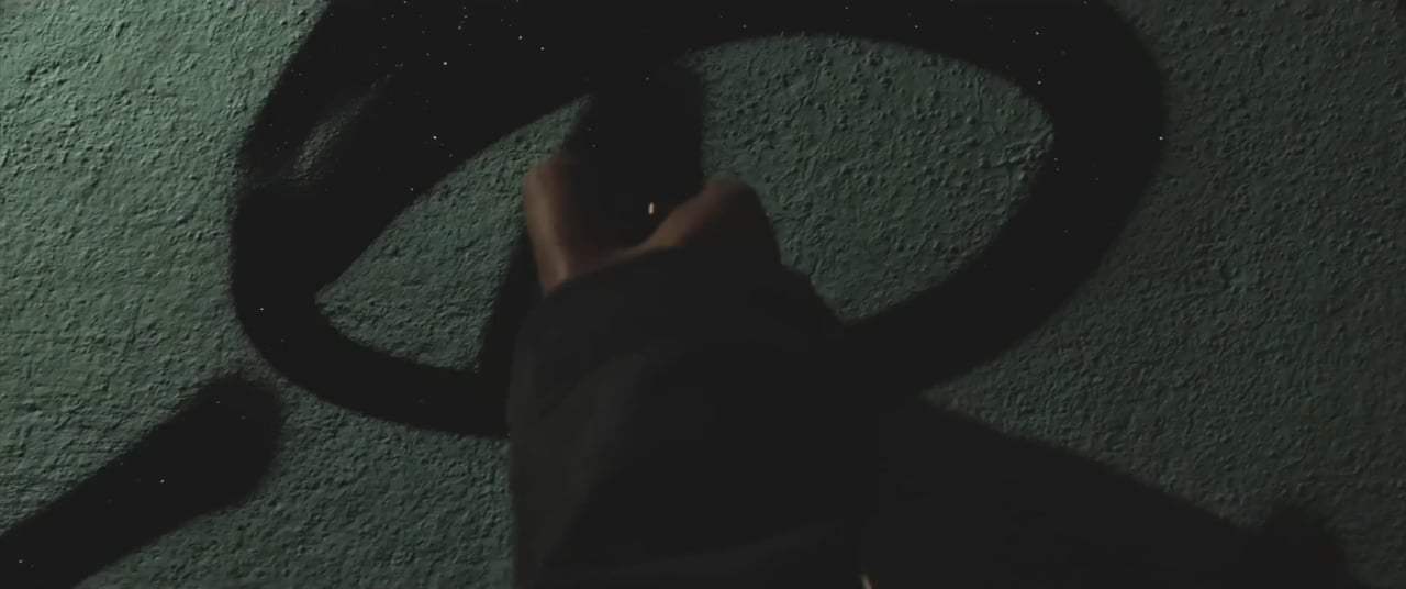 Tigers Are Not Afraid Trailer (2017) Screen Capture #3