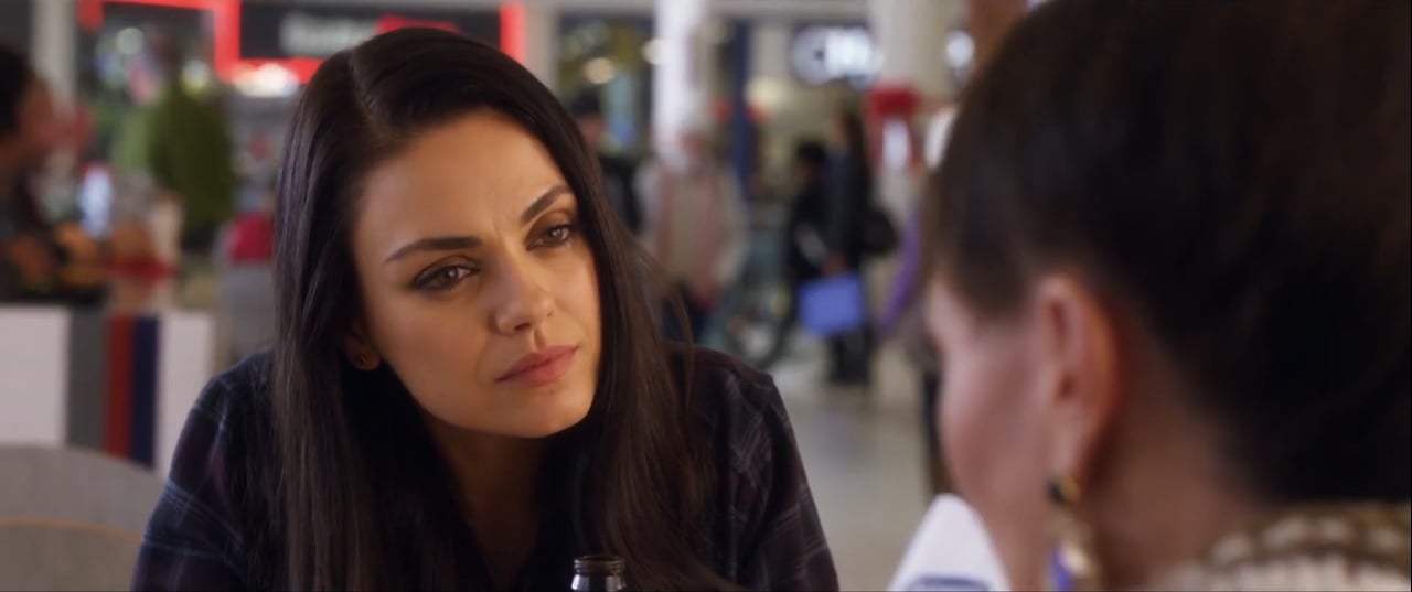 A Bad Mom's Christmas (2017) - Take Back Christmas Screen Capture #2