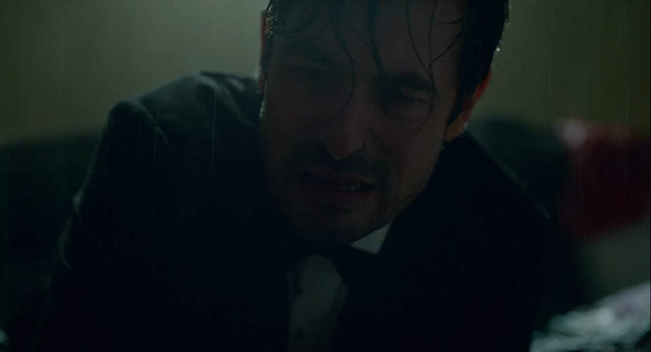 The Square (2017) - Message Screen Capture #1