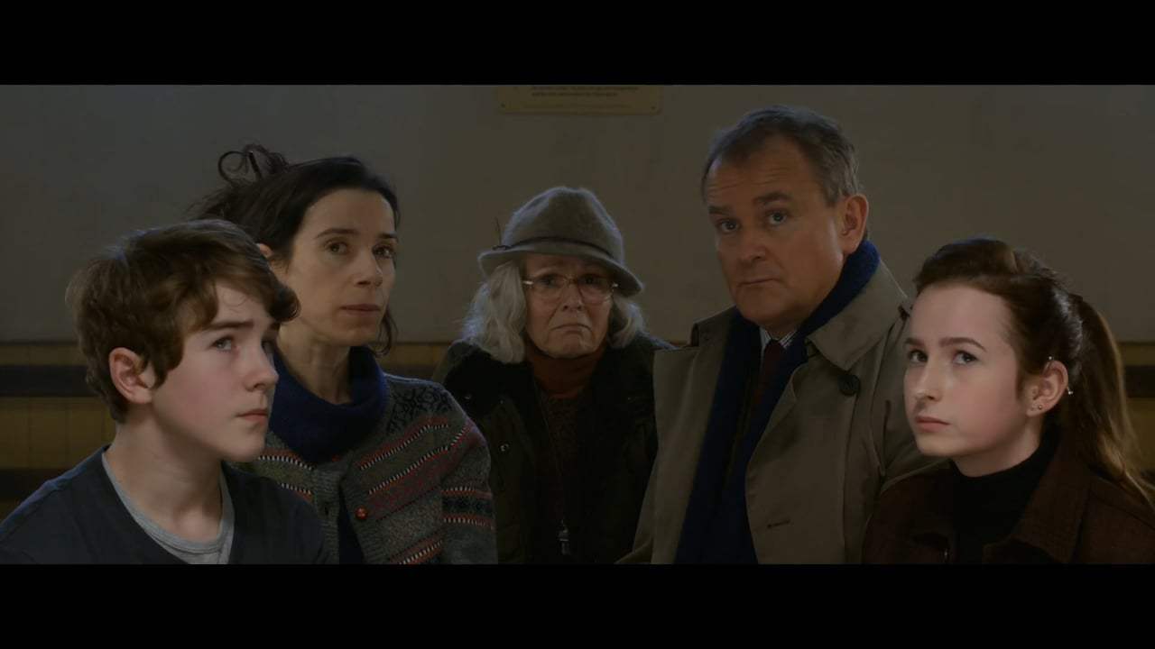 Paddington 2 TV Spot - The Bear is Back (2018) Screen Capture #4