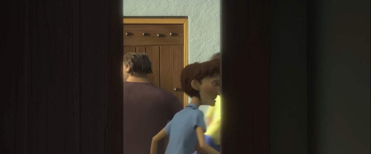 Ferdinand (2017) - Bull in a China Shop Screen Capture #2
