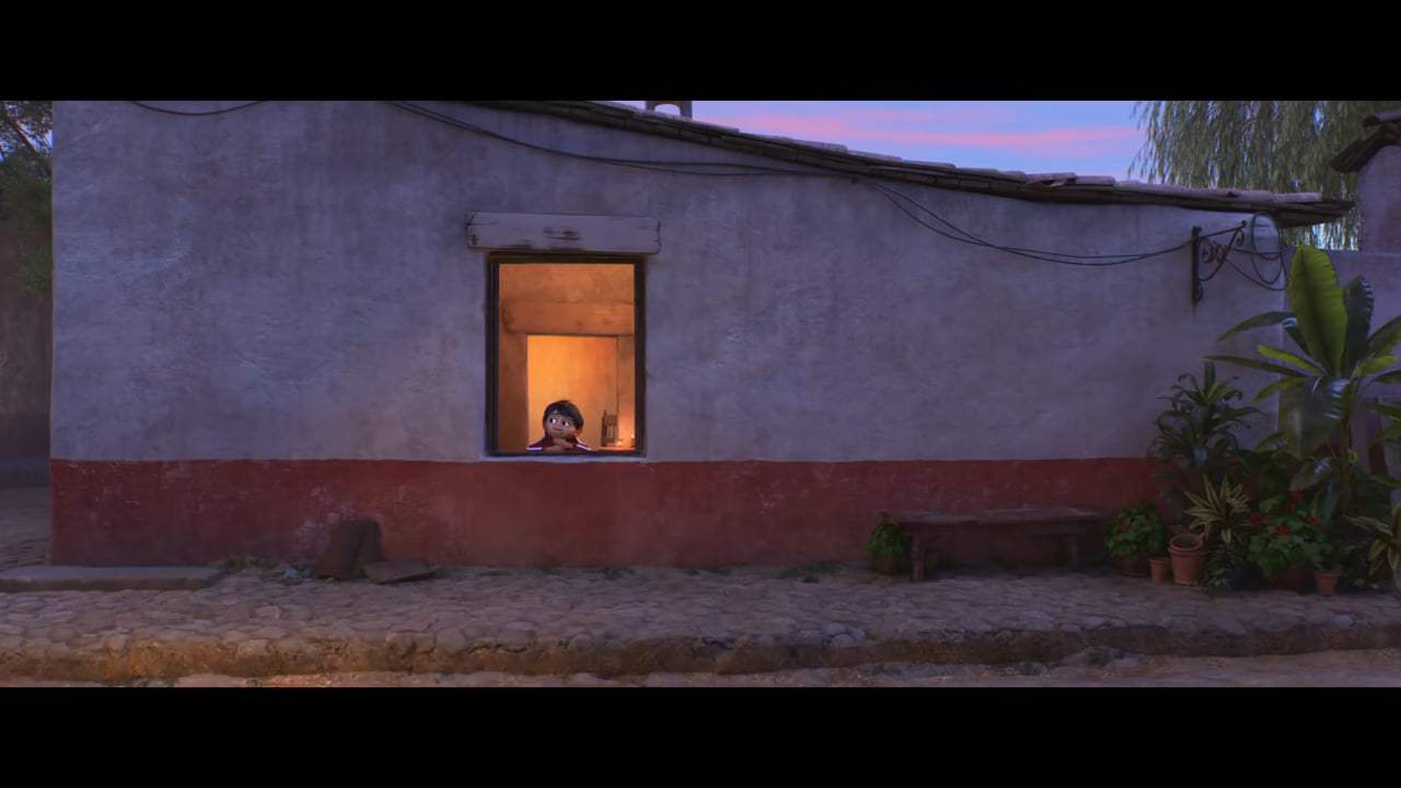 Coco (2017) - Not Like the Rest Screen Capture #1