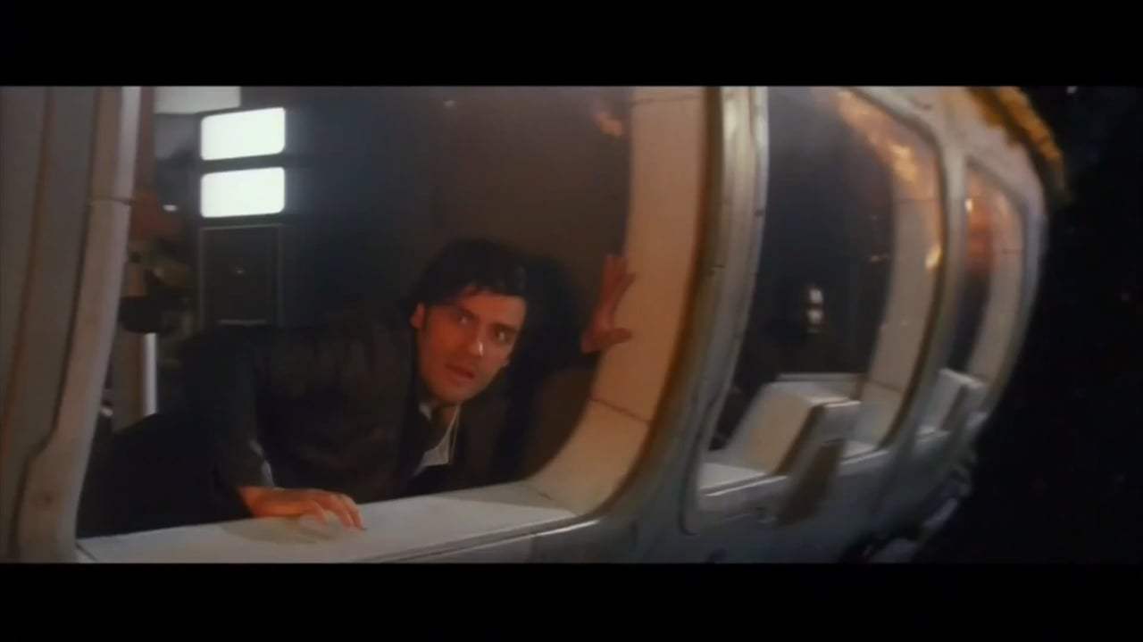 Star Wars: Episode VIII - The Last Jedi TV Spot - Fight (2017) Screen Capture #3