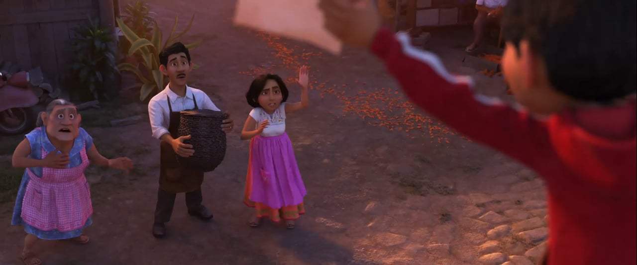 Coco International Trailer (2017) Screen Capture #1