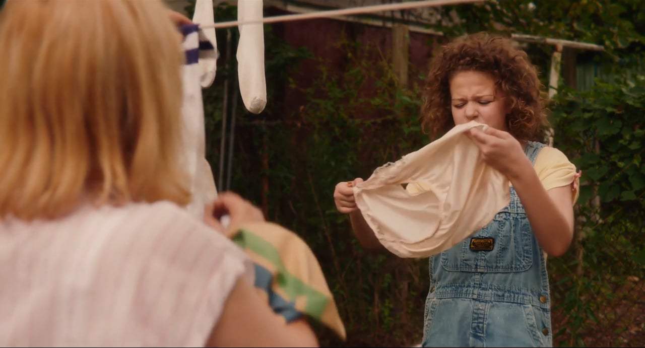 Permanent (2017) - Underwear Screen Capture #1
