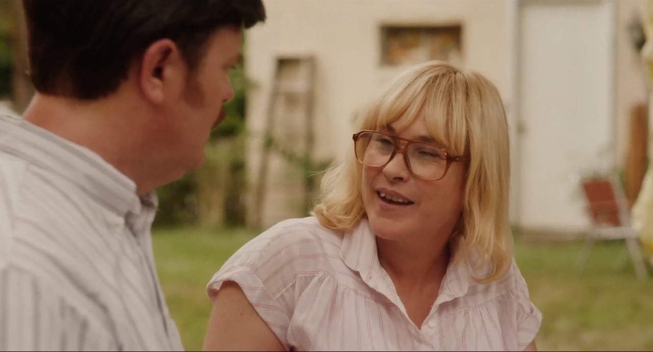 Permanent (2017) - Underwear Screen Capture #4