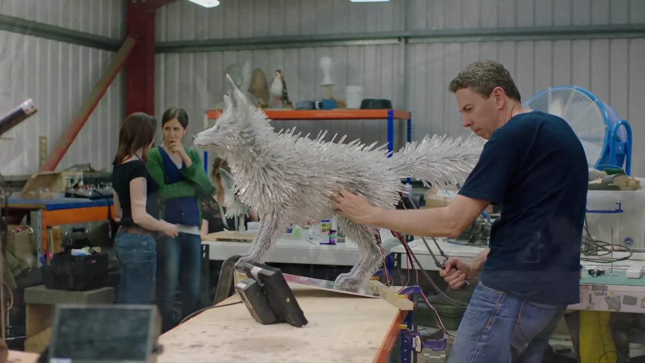 Star Wars: Episode VIII - The Last Jedi Featurette - The Crystal Fox (2017) Screen Capture #4