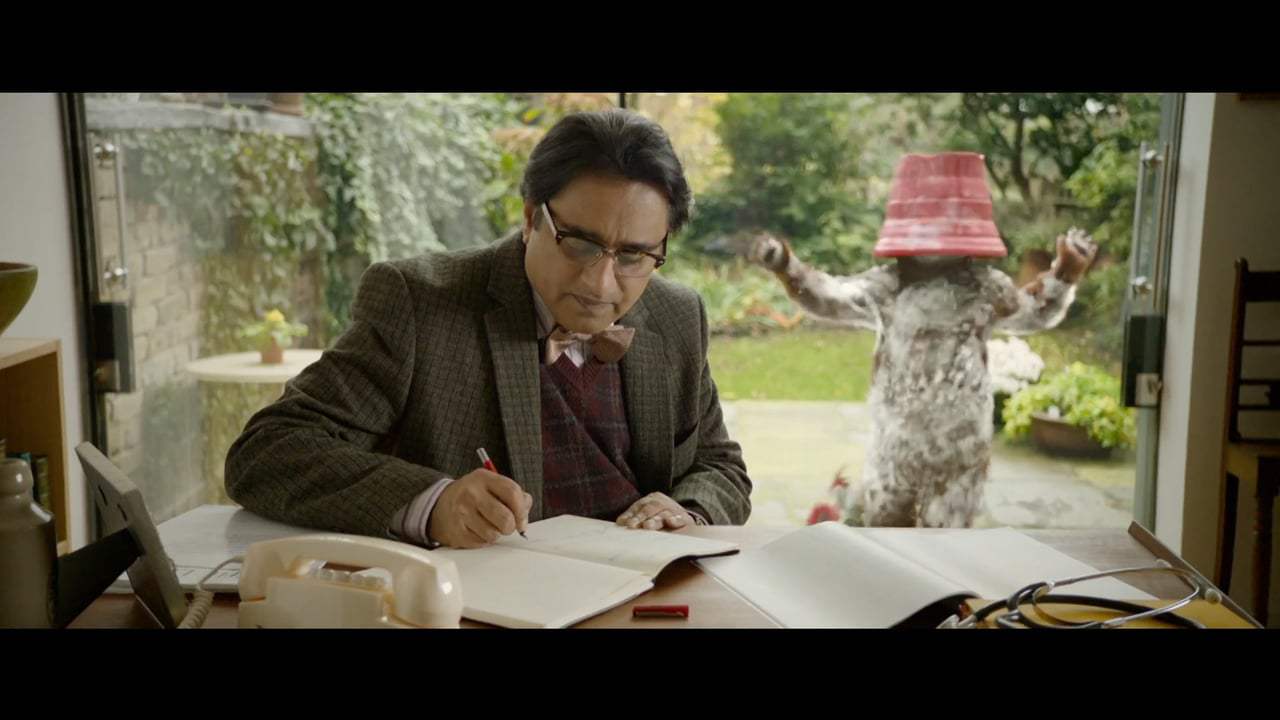 Paddington 2 Theatrical Trailer (2018) Screen Capture #2