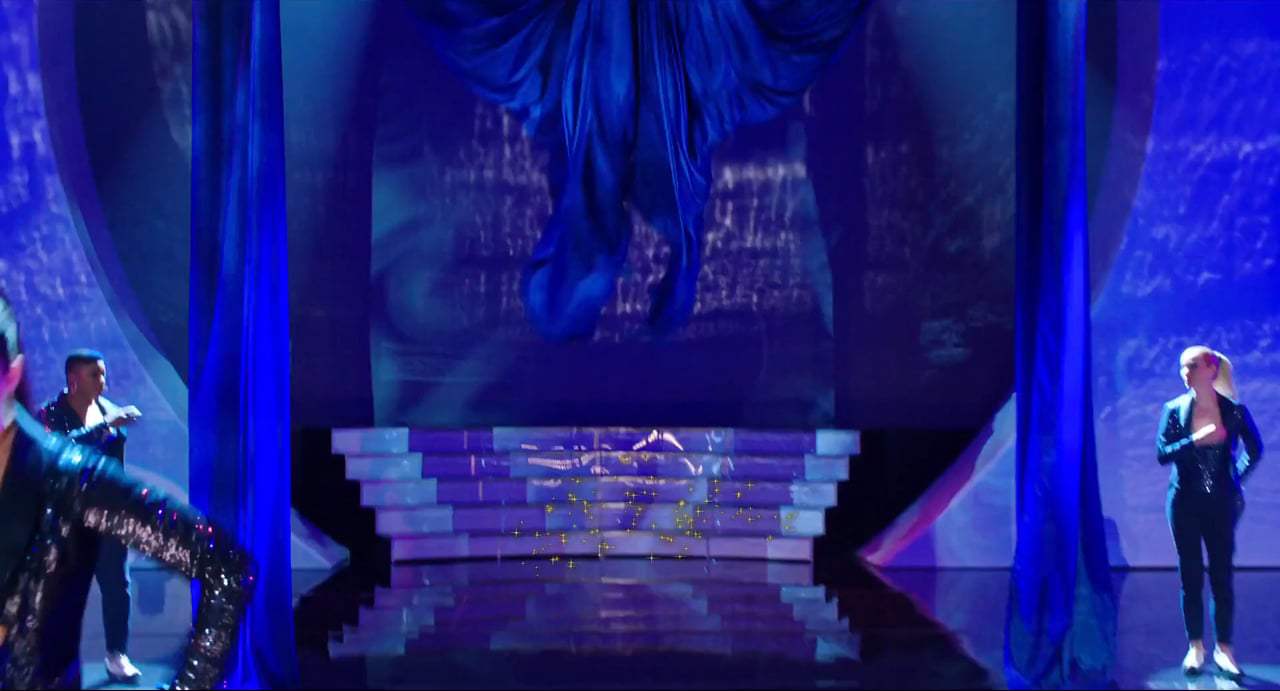Pitch Perfect 3 TV Spot - 12 Days of Pitchmas (2017) Screen Capture #3