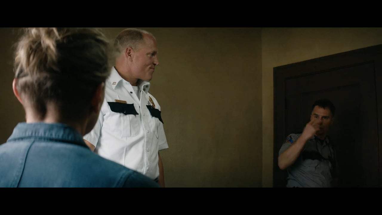 Three Billboards Outside Ebbing, Missouri Featurette - A Town of Characters (2017) Screen Capture #3