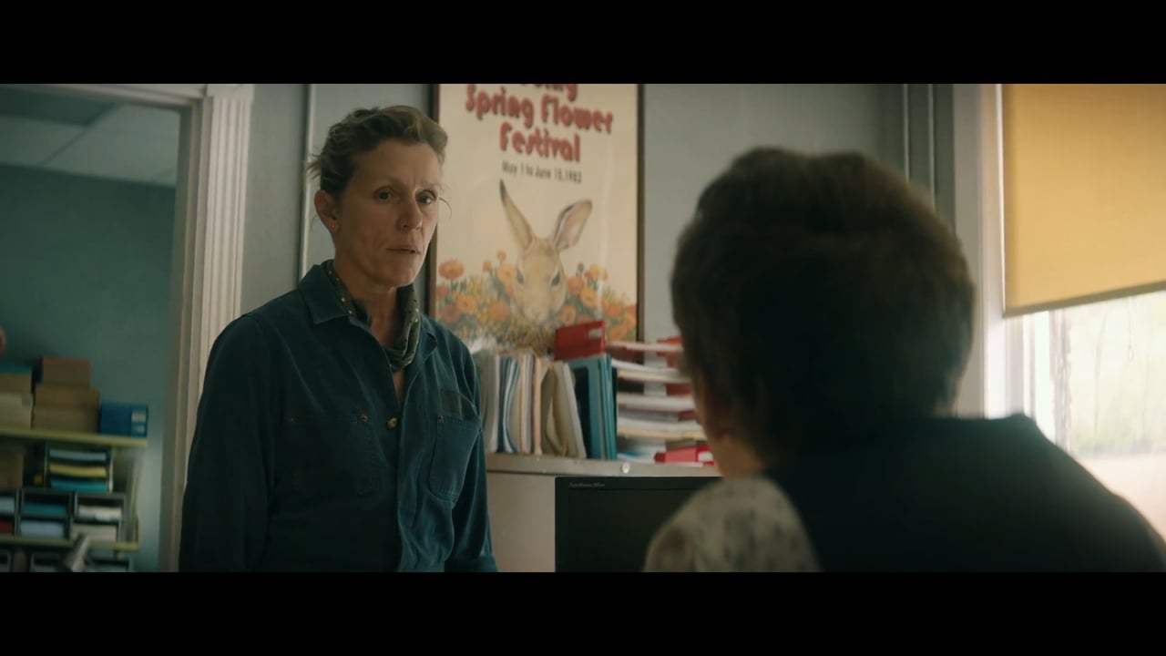 Three Billboards Outside Ebbing, Missouri Featurette - Everyday Darkness (2017) Screen Capture #1