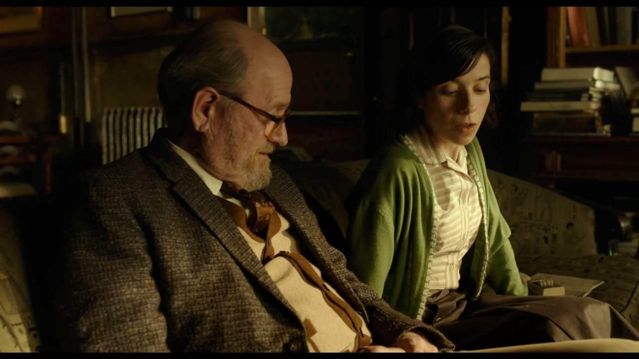 The Shape of Water (2017) - Two Step Screen Capture #3