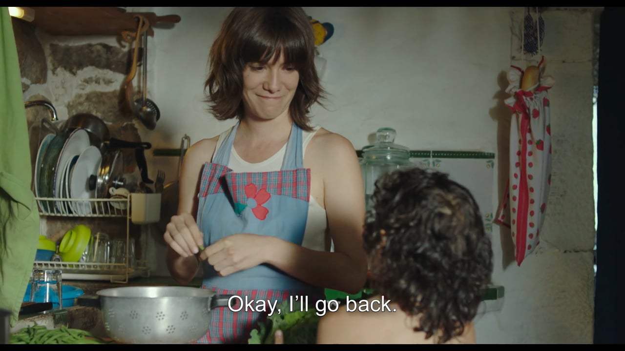 Summer 1993 Trailer (2017) Screen Capture #2