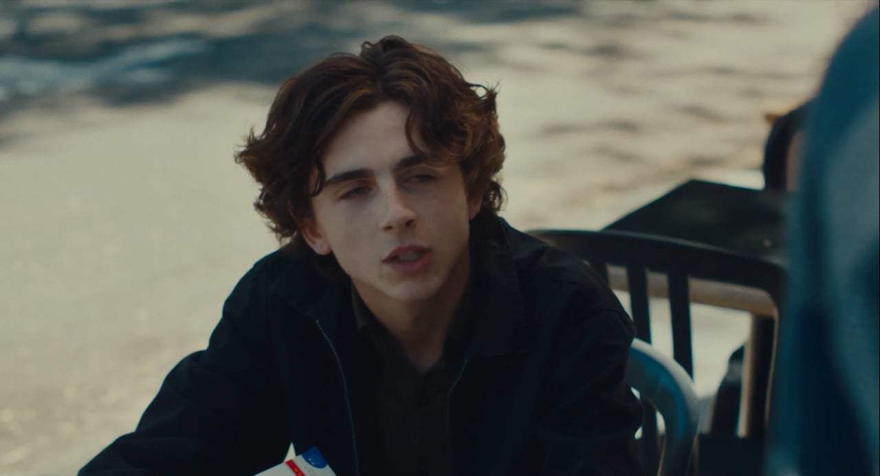 Lady Bird (2017) - Coffee Shop Screen Capture #3